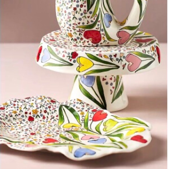 Anthropologie Mud Fairy Blooming Hearts Cake Stand Glazed Stoneware Floral NWT - Picture 5 of 11